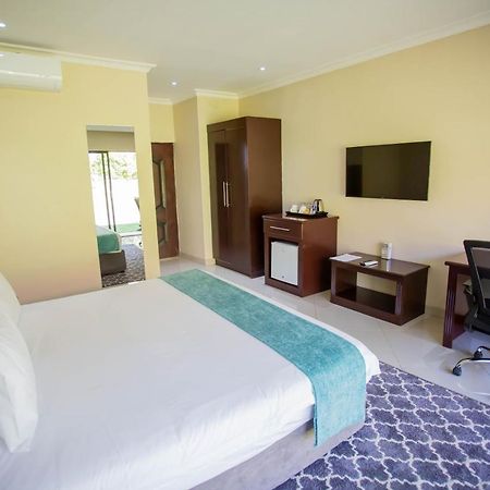 Douglas Lodge & Apartments Lilongwe Exterior foto