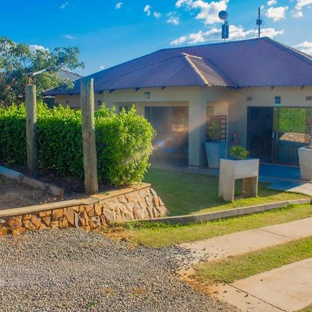 Douglas Lodge & Apartments Lilongwe Exterior foto