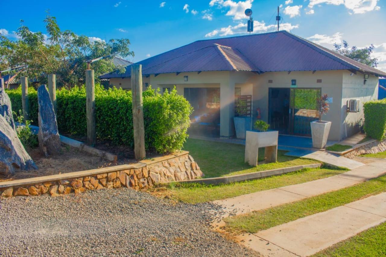 Douglas Lodge & Apartments Lilongwe Exterior foto